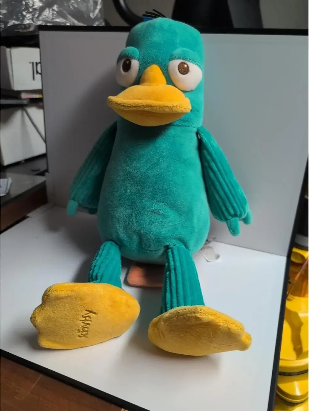 Scentsy Perry the Platypus Phineas Ferb Buddy Buddies Plush Stuffed NO Hat